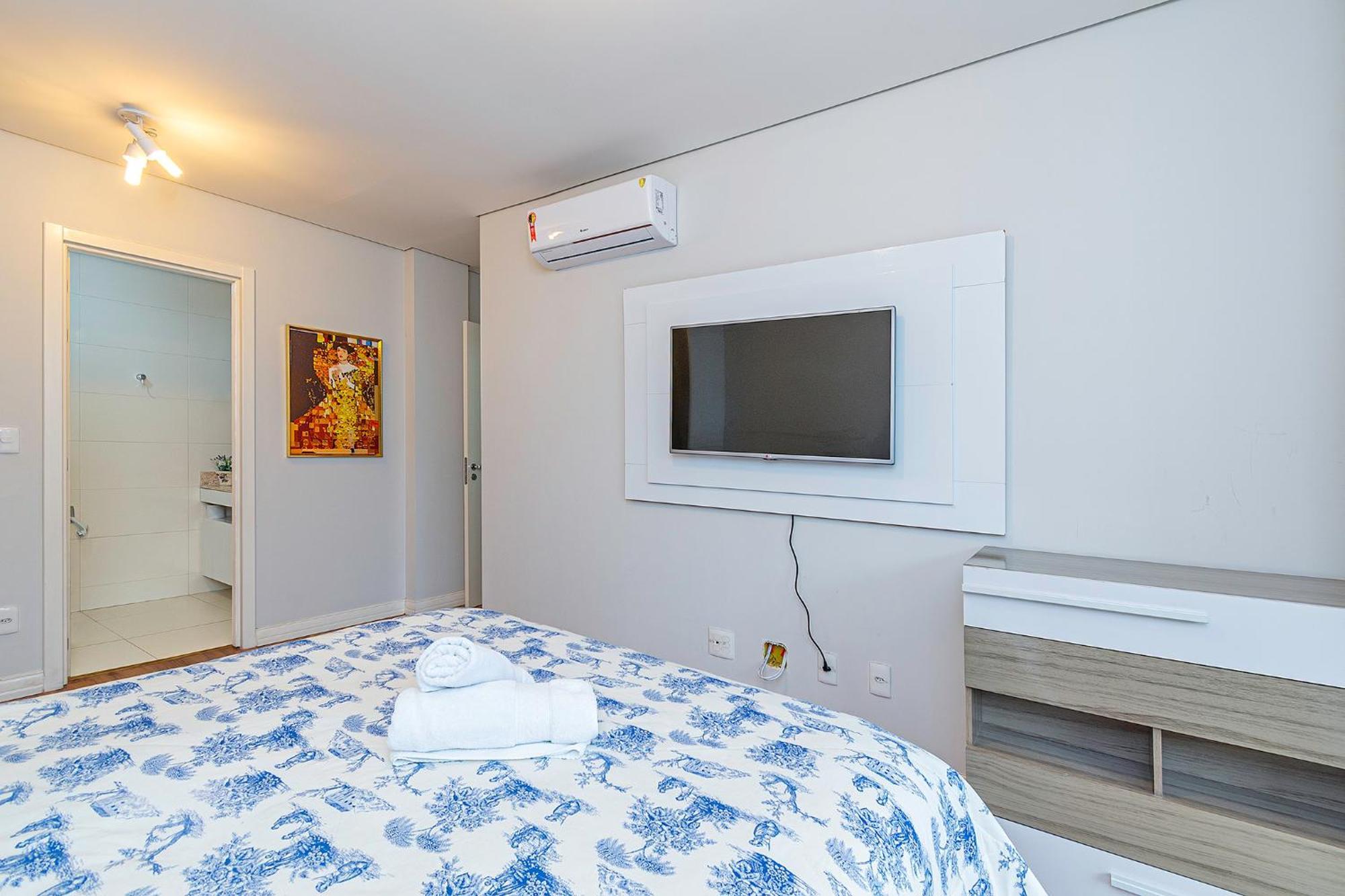 Incrivel Apartamento A 500M Da Rua Coberta Грамаду Экстерьер фото